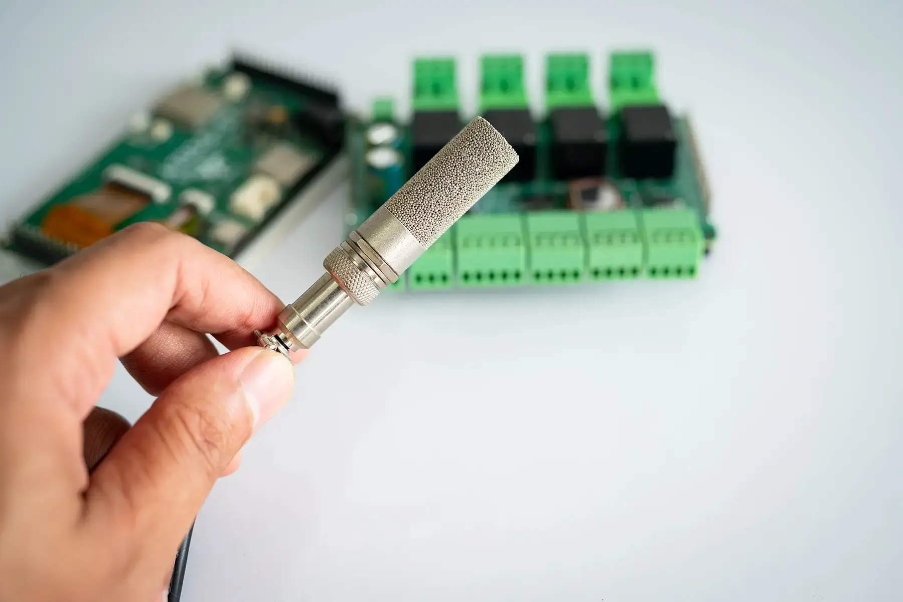 Why Humidity Sensors Drift: Environment and Aging Effects