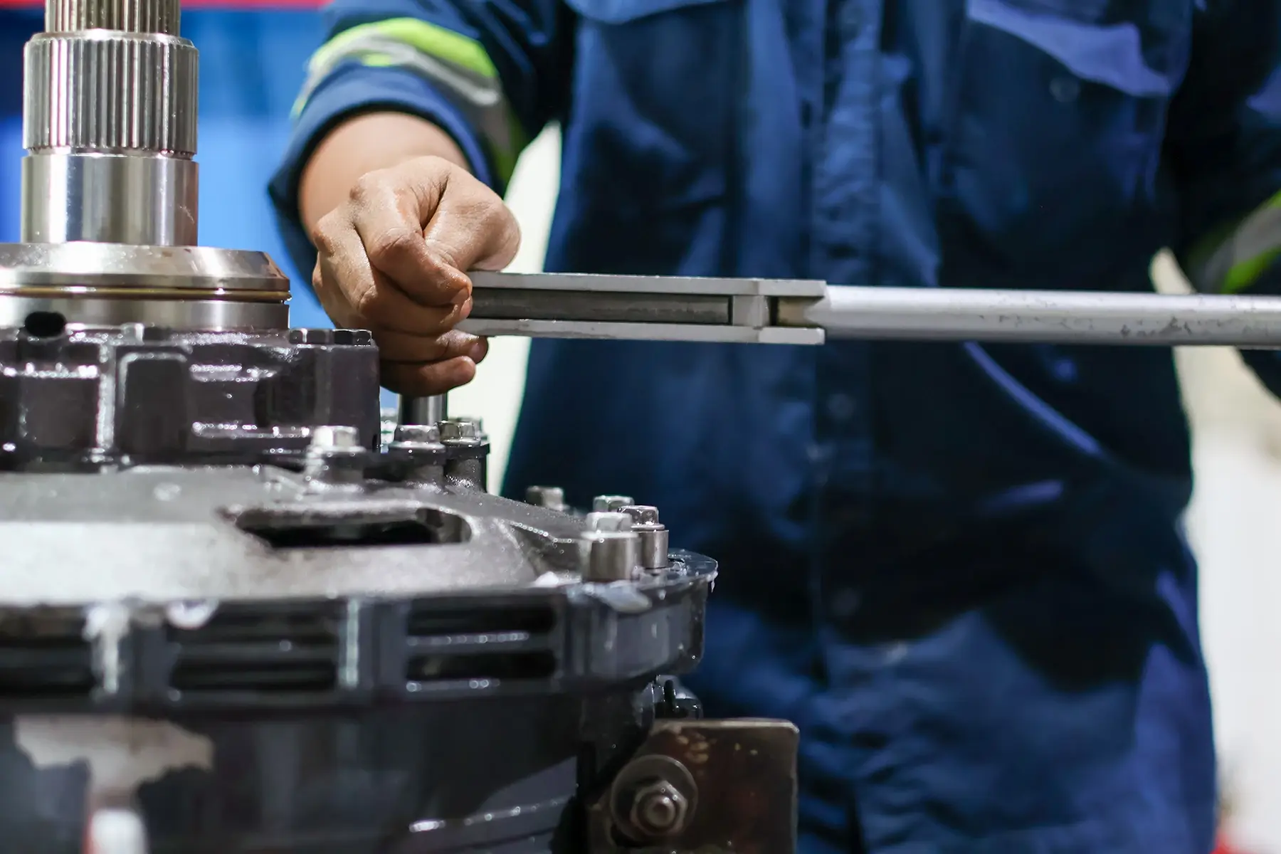 Torque Wrench Accuracy Explained: What ±4% Means and When It Matters